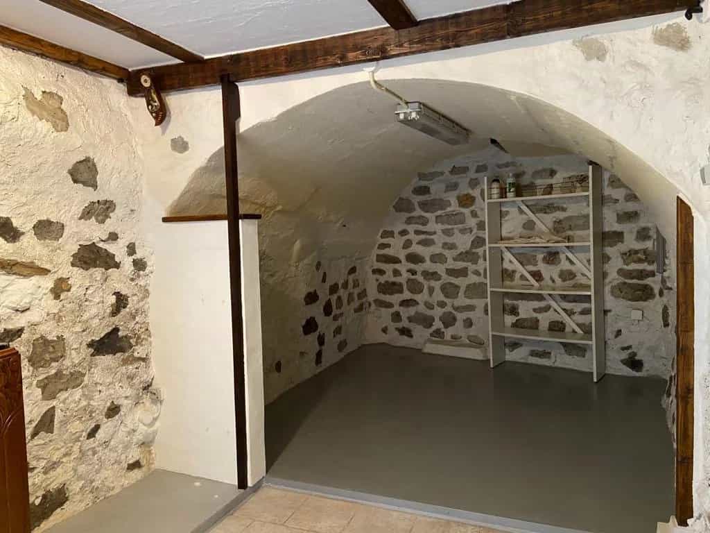 Квартира в Breil-sur-Roya, Alpes-Maritimes 12351356