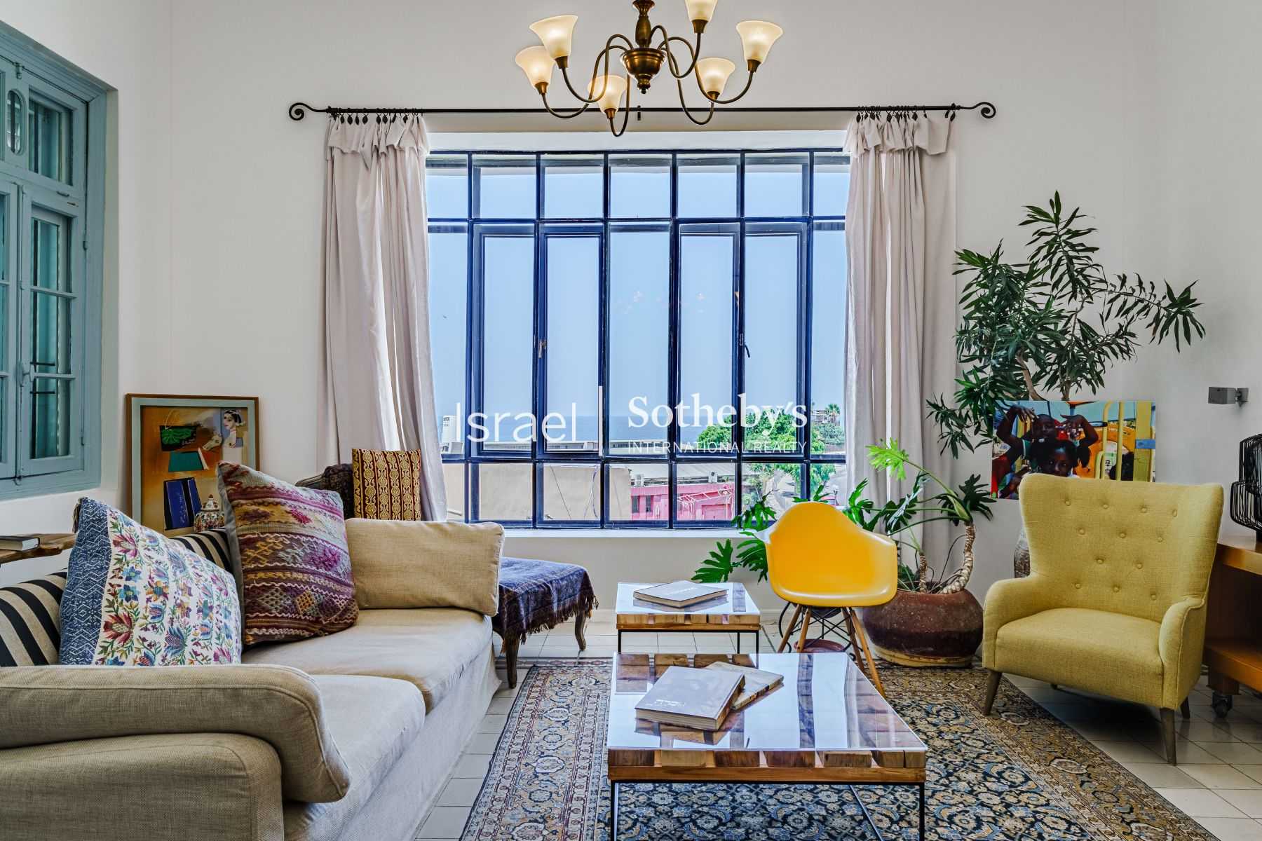 Condominium in Tel Aviv-Yafo, Louis Pasteur Street 12351660
