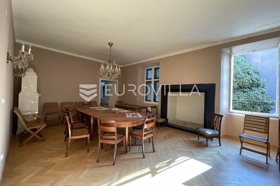 Condominium in Dubrovnik, Dubrovacko-Neretvanska Zupanija 12351771