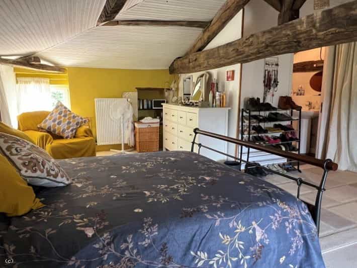House in Mansle, Nouvelle-Aquitaine 12353320