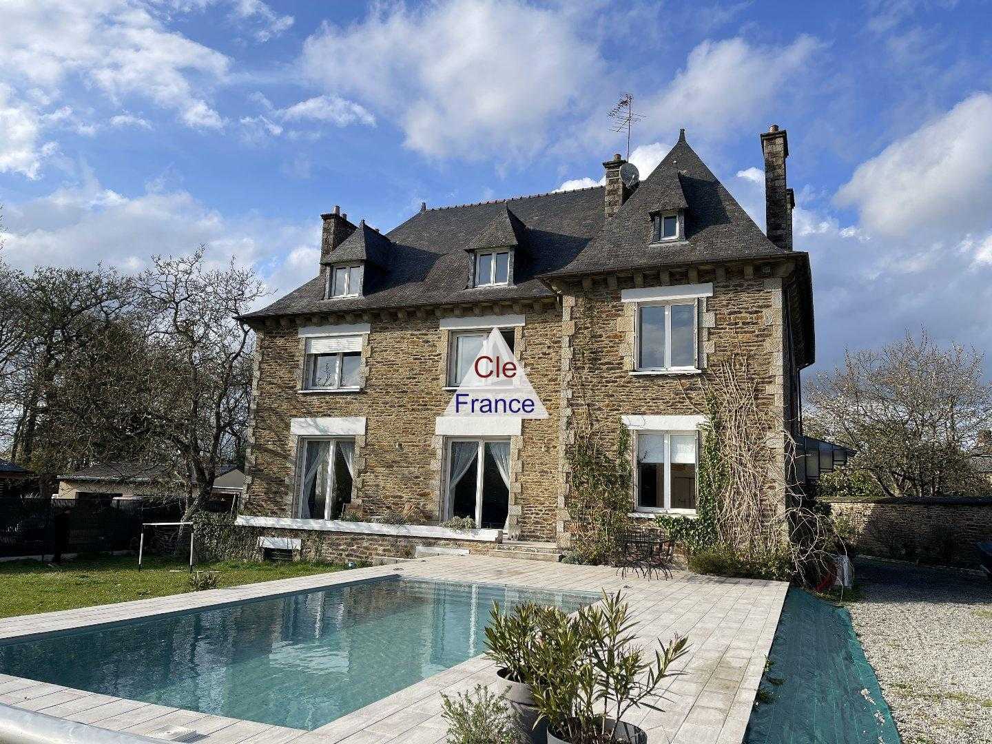 Будинок в Bourgbarre, Bretagne 12353325