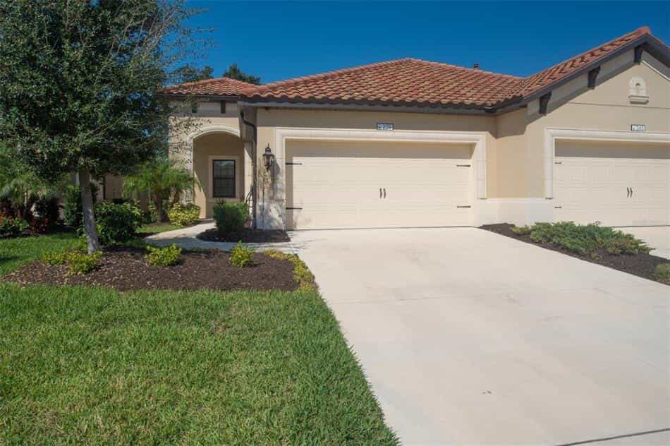 House in Nokomis, Florida 12353386