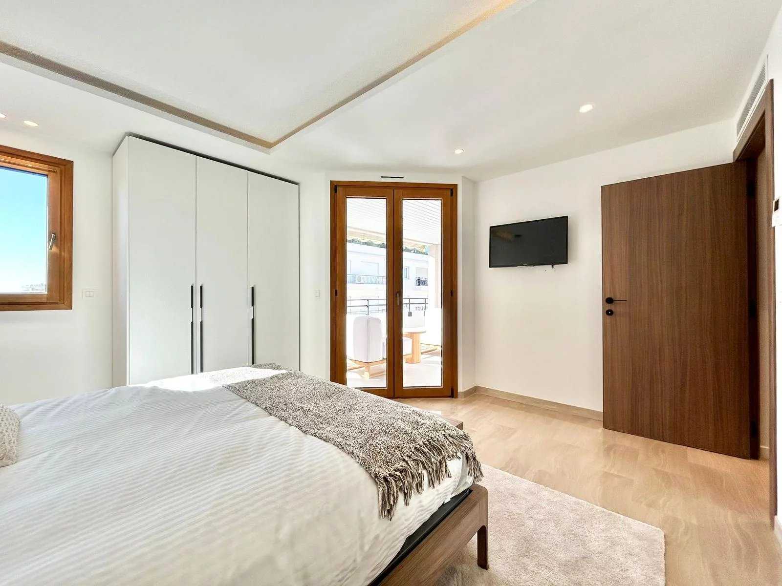 公寓 在 Cannes, Alpes-Maritimes 12354652