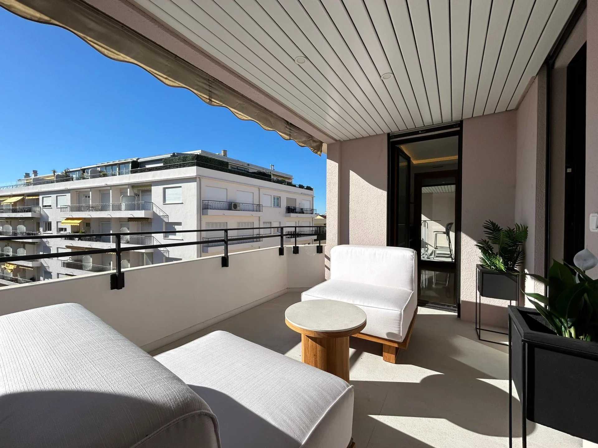 Eigentumswohnung im Cannes, Alpes-Maritimes 12354652