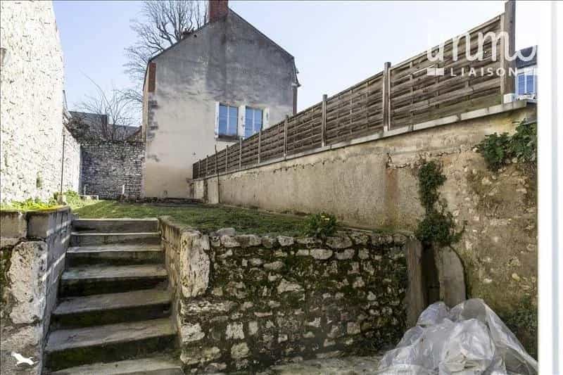 Condominium in Blois, Loir-et-Cher 12354820