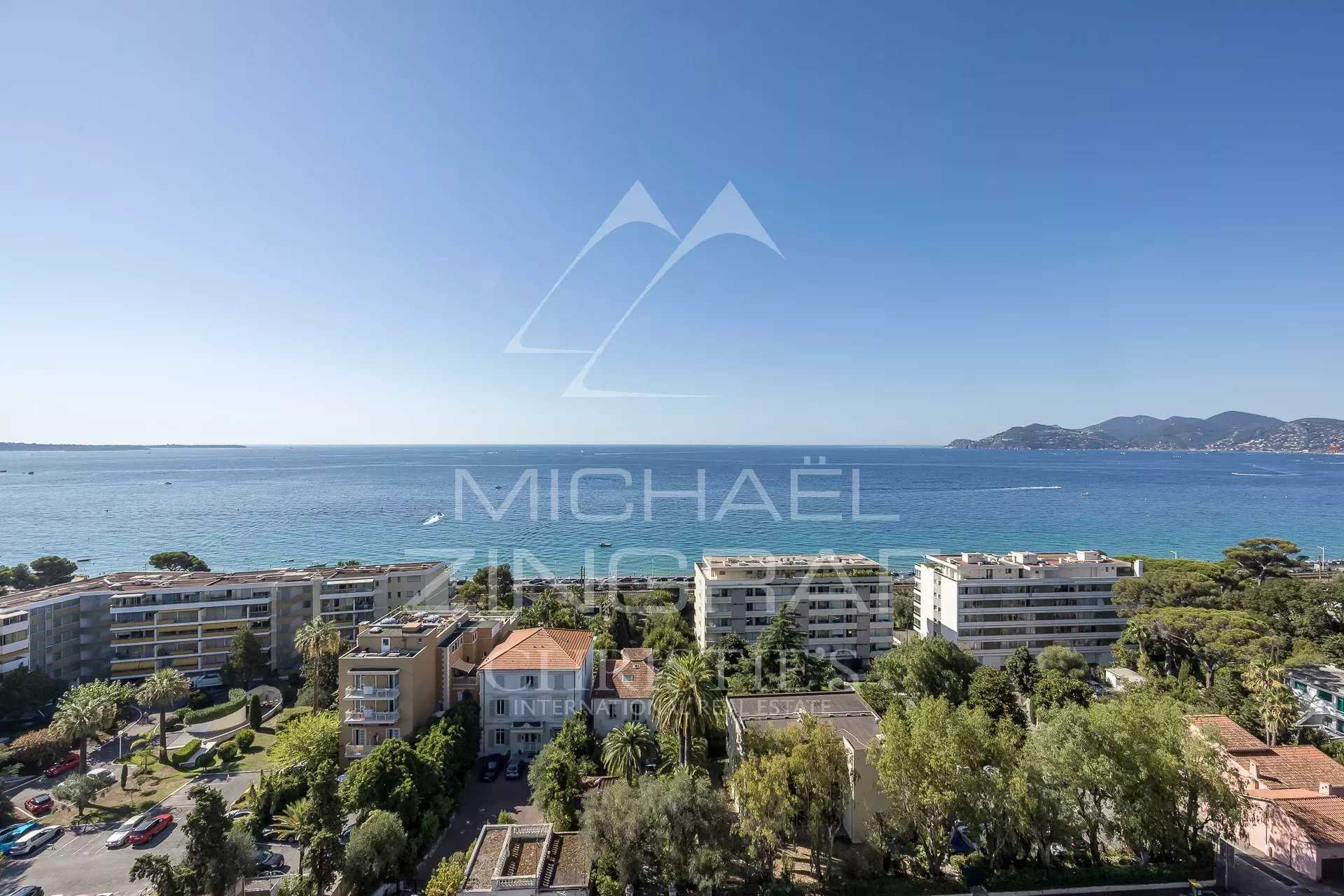 公寓 在 Cannes, Alpes-Maritimes 12354884