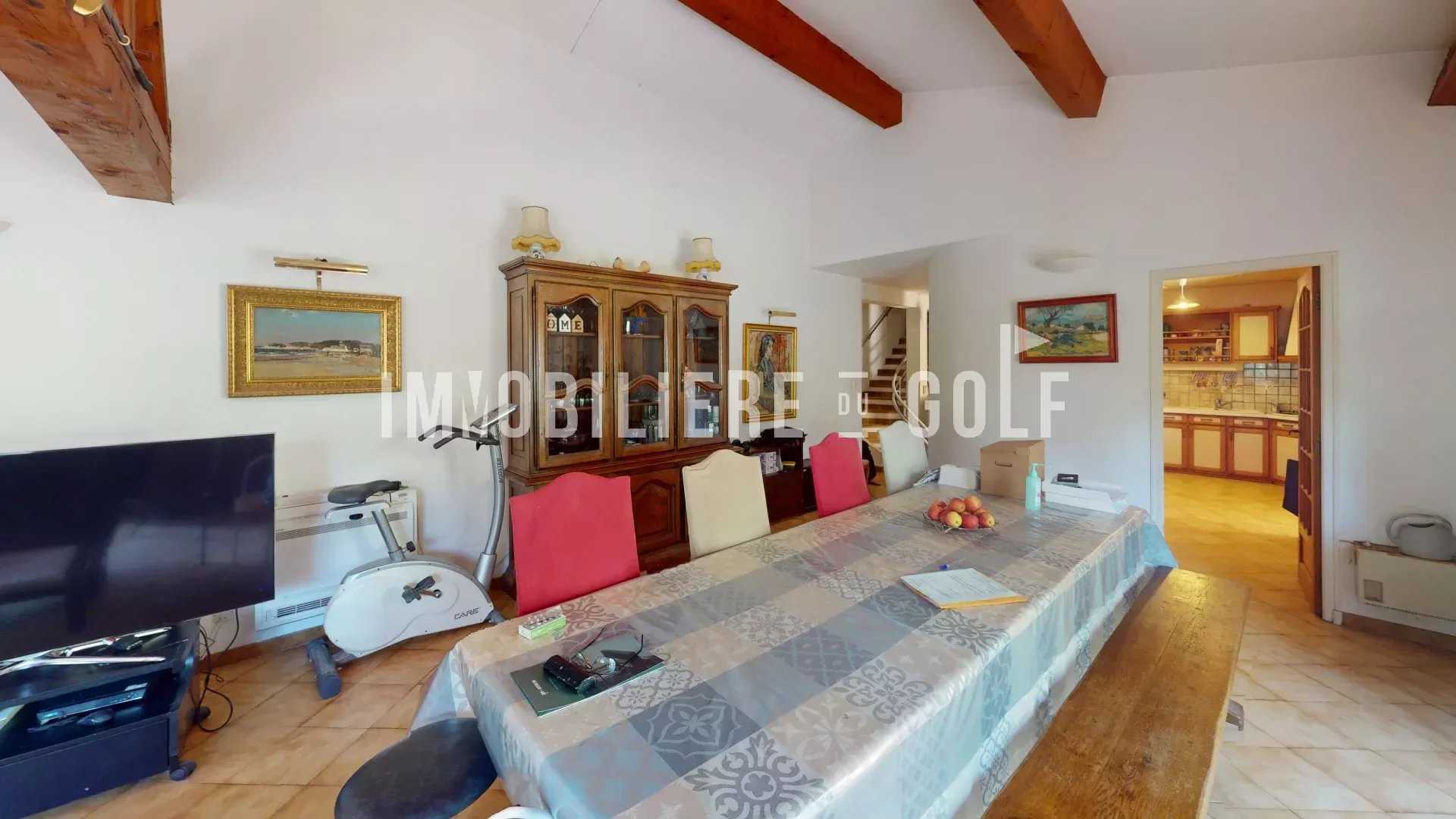 Casa nel Allauch, Provence-Alpes-Cote d'Azur 12354915