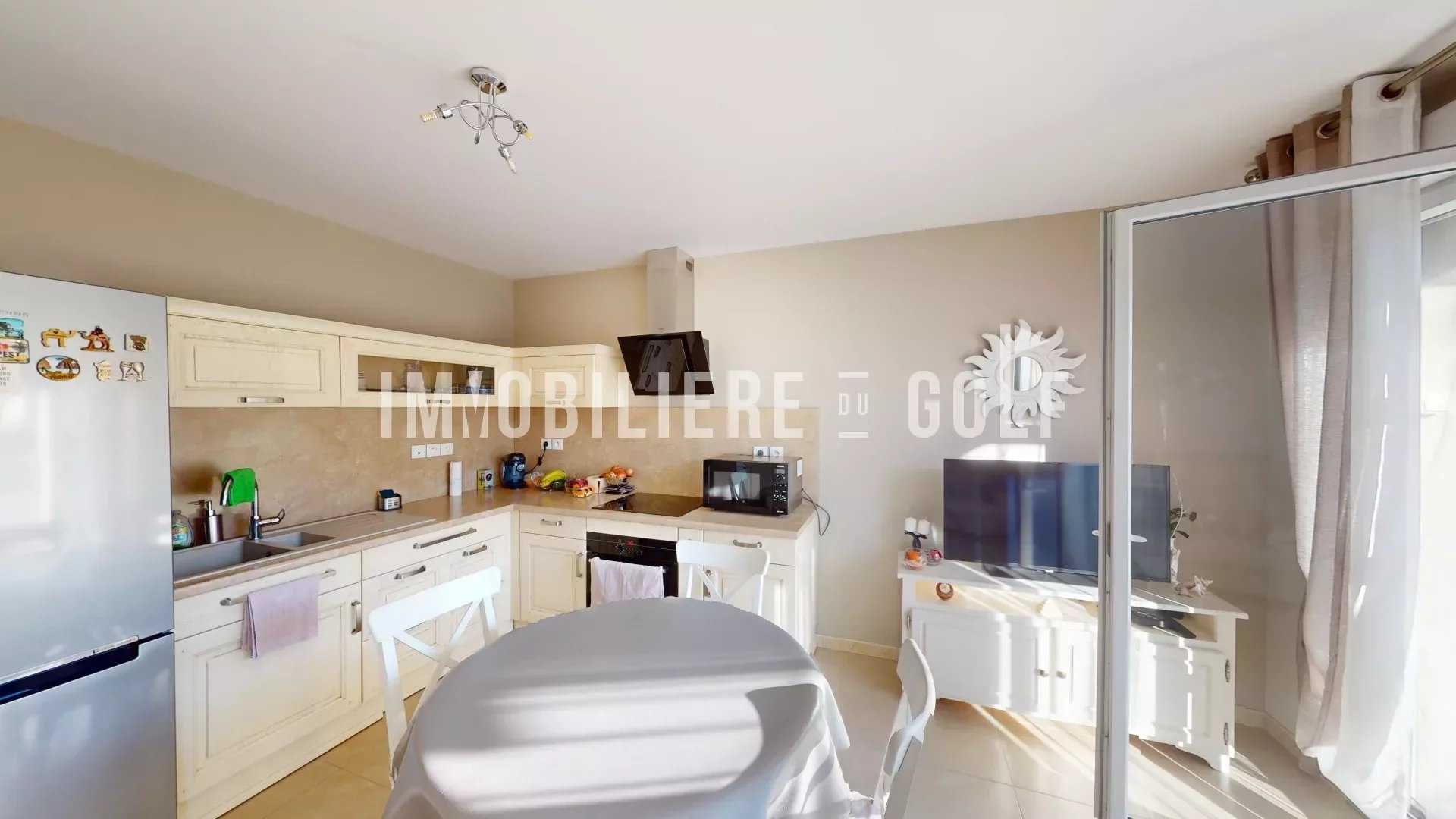 公寓 在 米勒, 普罗旺斯-阿尔卑斯-蓝色海岸 12354916