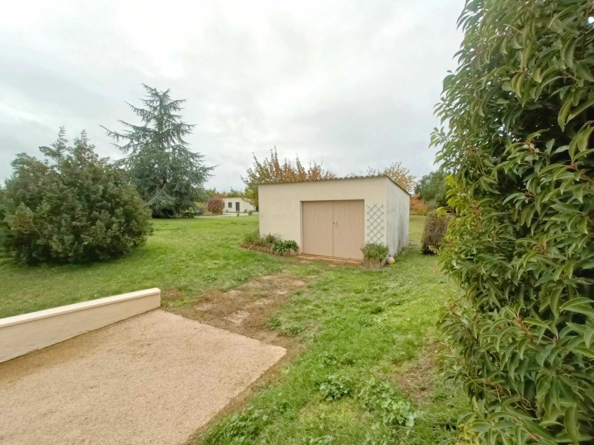 rumah dalam Neuville-de-Poitou, Nouvelle-Aquitaine 12354923