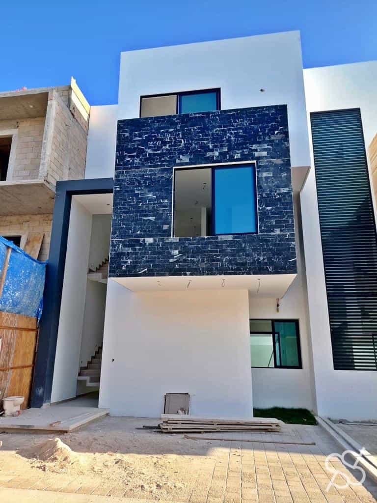 House in Cancun, Quintana Roo 12355830