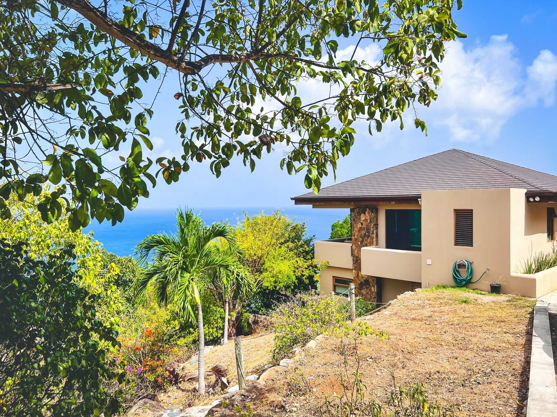 House in Coral Bay, Virgin Islands 12356134