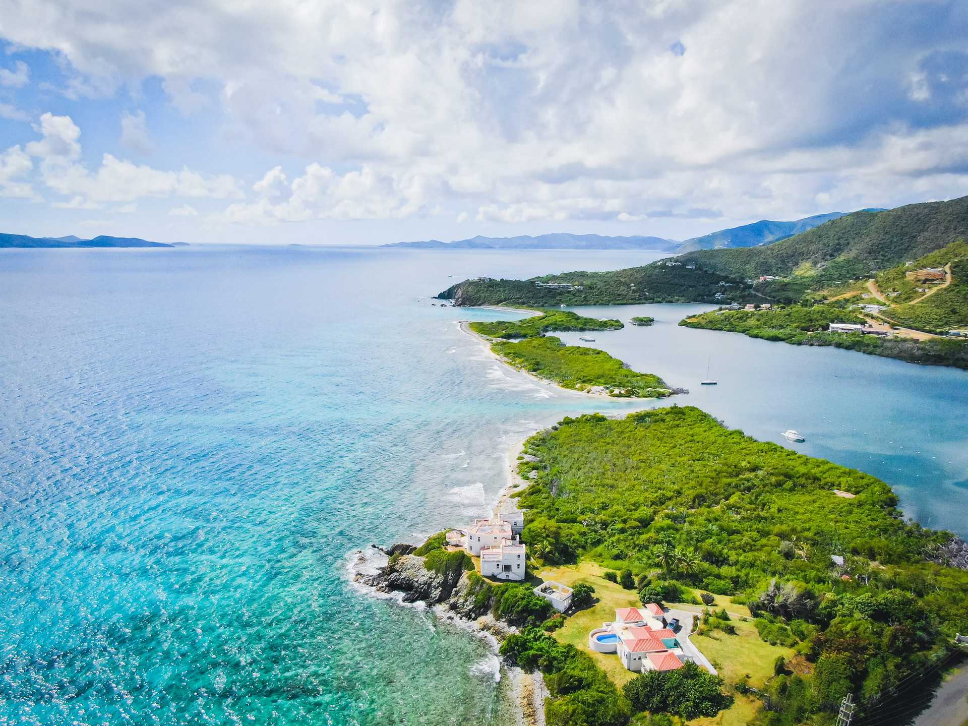 House in Coral Bay, Virgin Islands 12356141