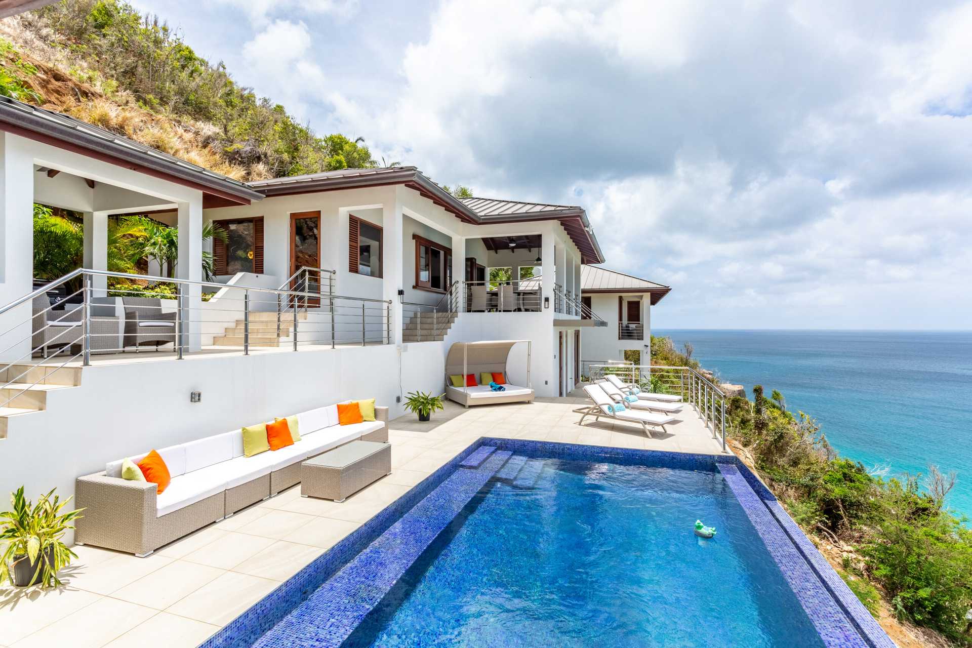 House in Coral Bay, Virgin Islands 12356149