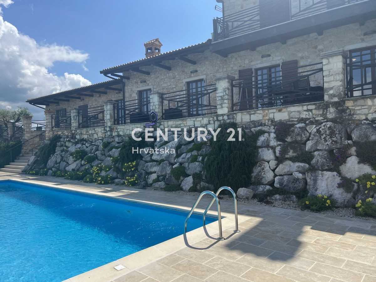 House in Vižinada, Istria County 12356443