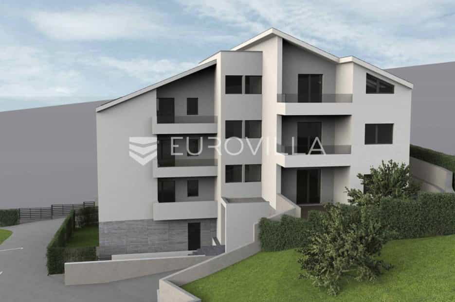 Condominium in Bijenik, Zagreb, Grad 12356689