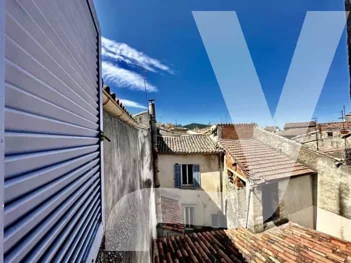 Talo sisään Brignoles, Provence-Alpes-Cote d'Azur 12357234