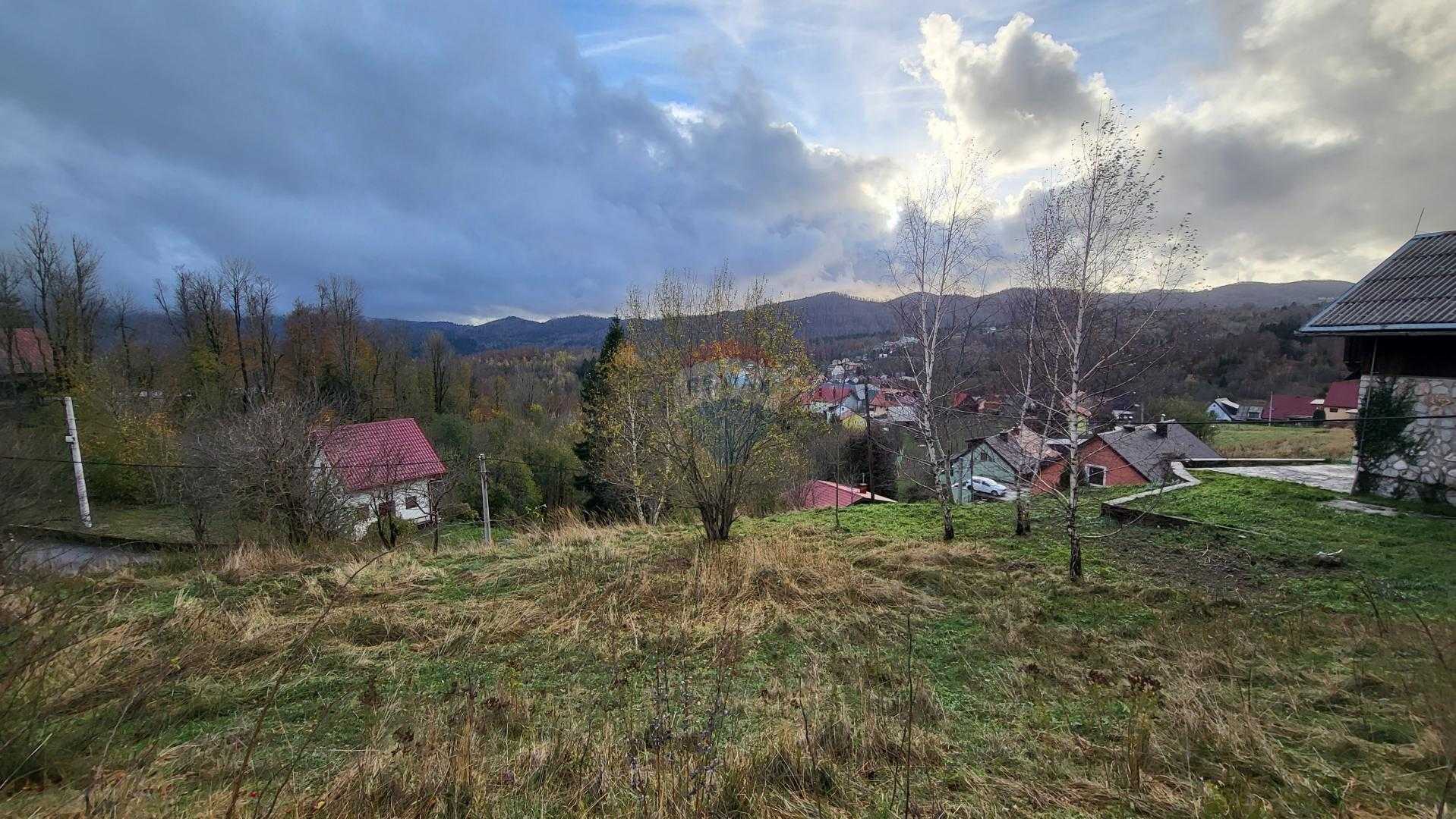 Maa sisään Fuzine, Primorsko-Goranska Zupanija 12357260