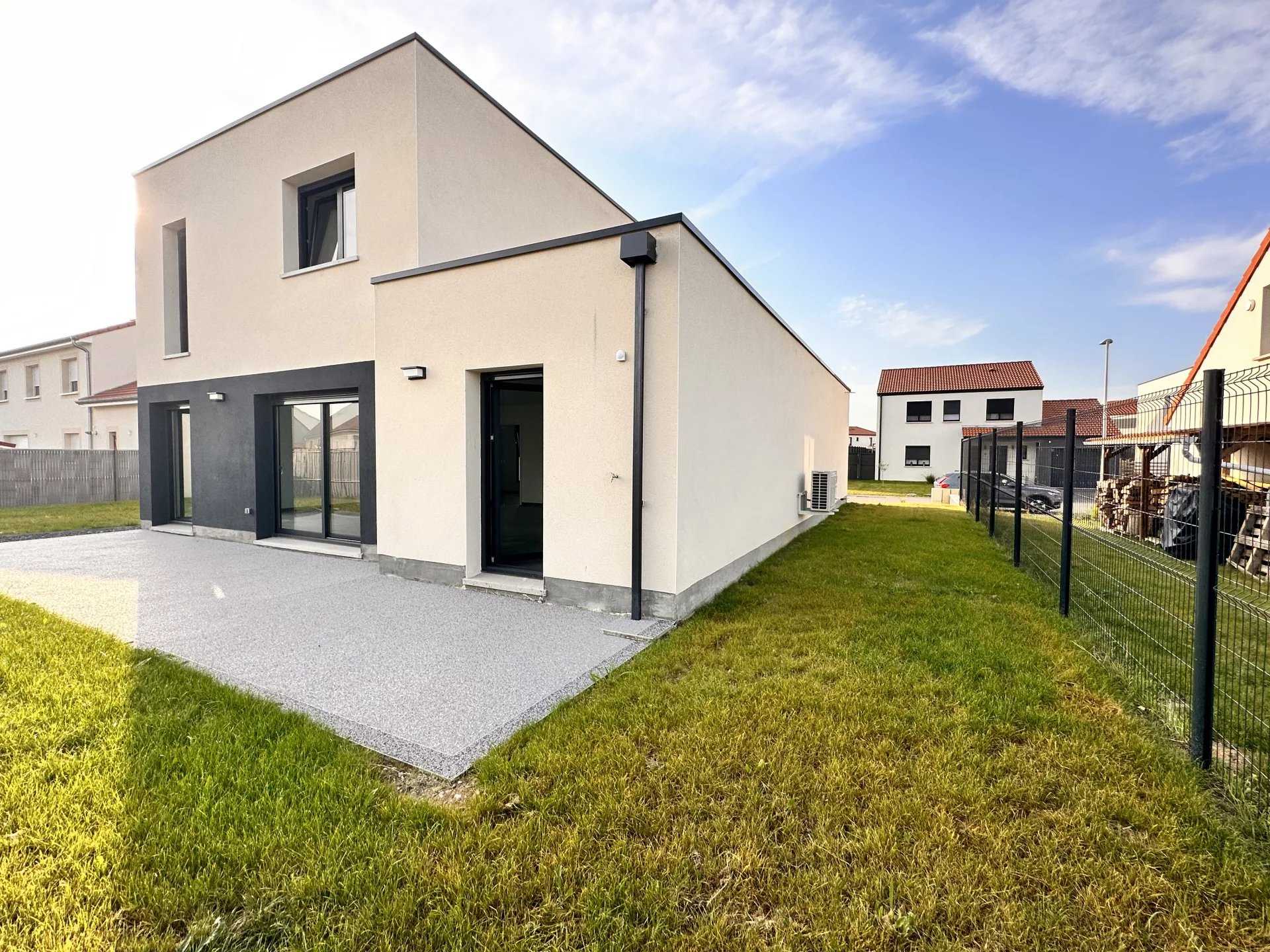 Huis in Cuvry, Grand Est 12357756