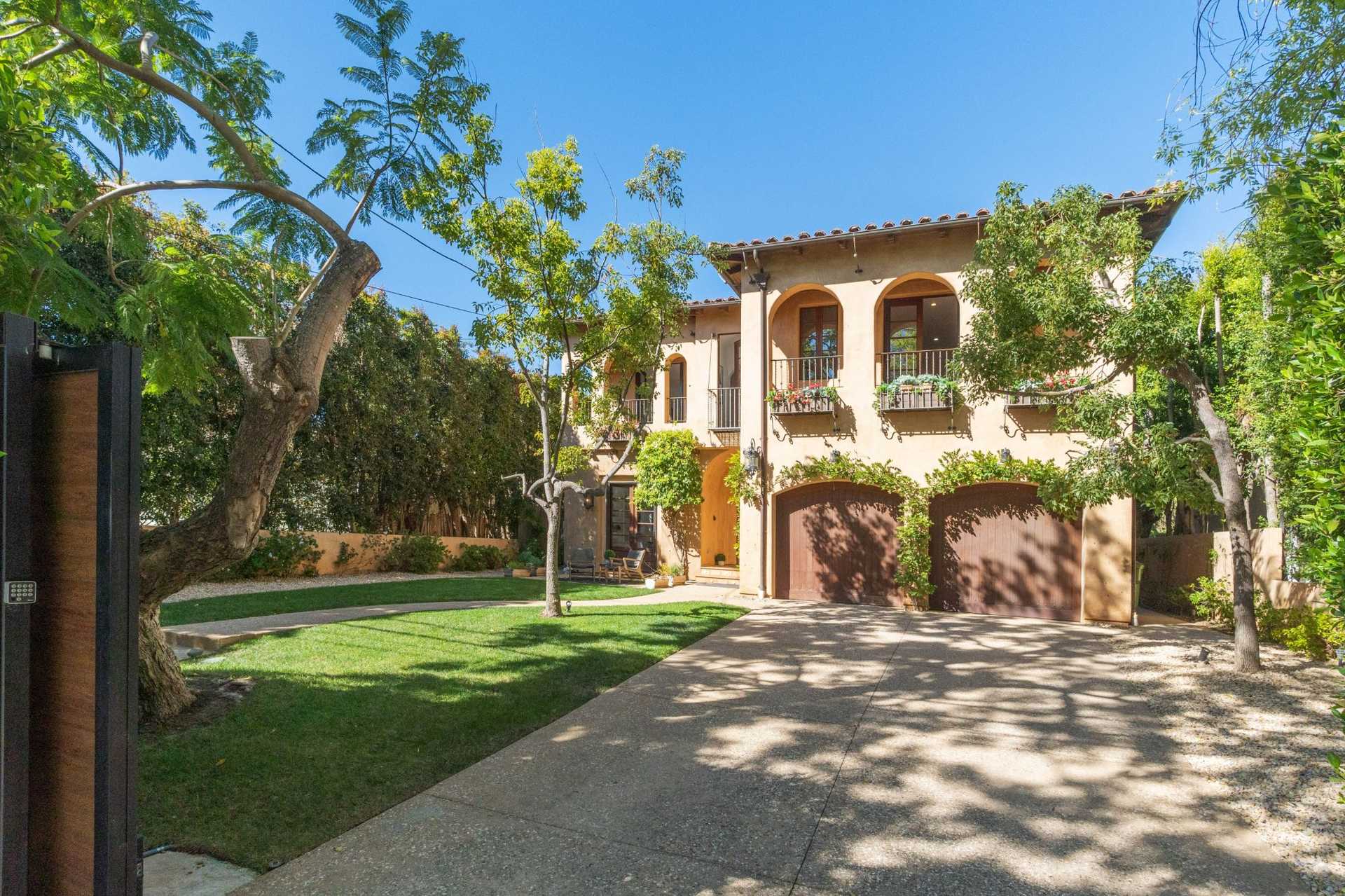 House in Riviera, California 12358012
