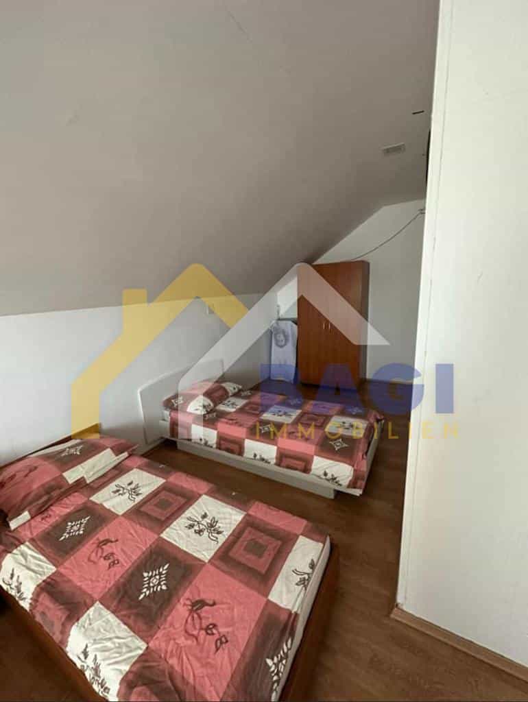 公寓 在 杜戈塞洛, 萨格勒巴卡·祖帕尼亚 12358305