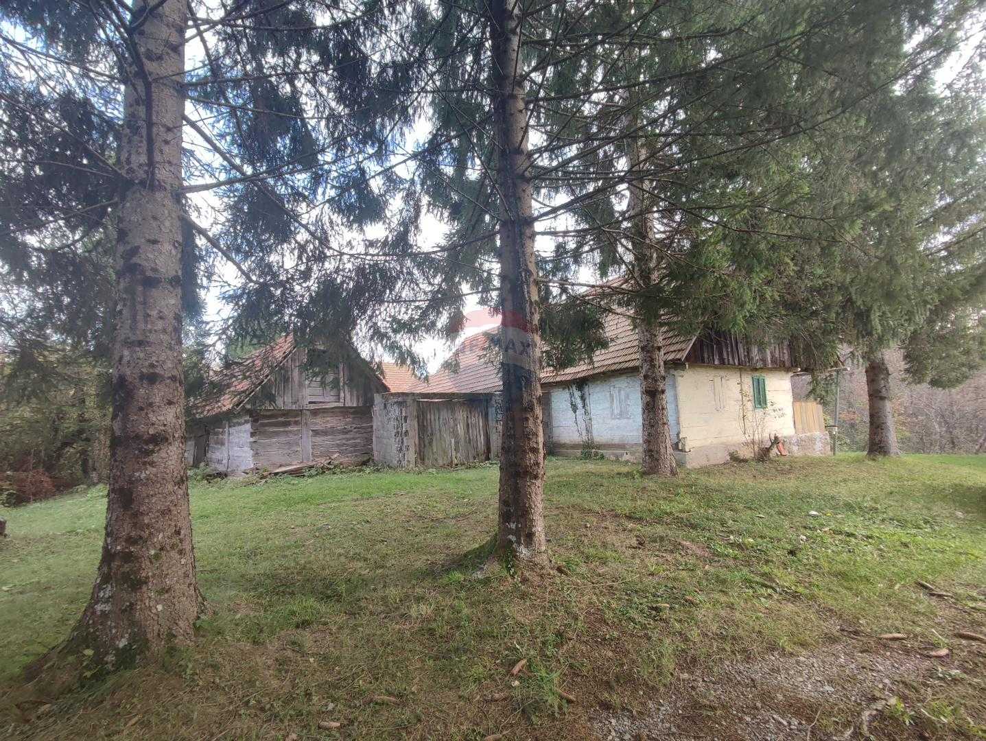 Dom w Donje Dubrave, Karlovačka županija 12358516