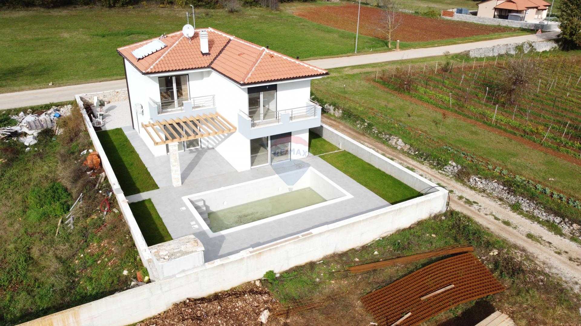 House in Svetvincenat, Istarska Zupanija 12358531