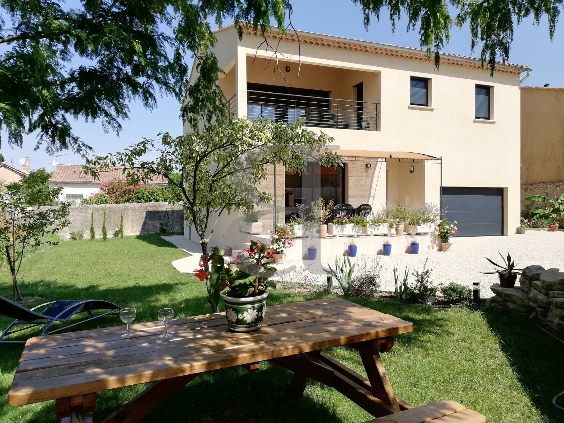 Talo sisään Malaucene, Provence-Alpes-Cote d'Azur 12359099