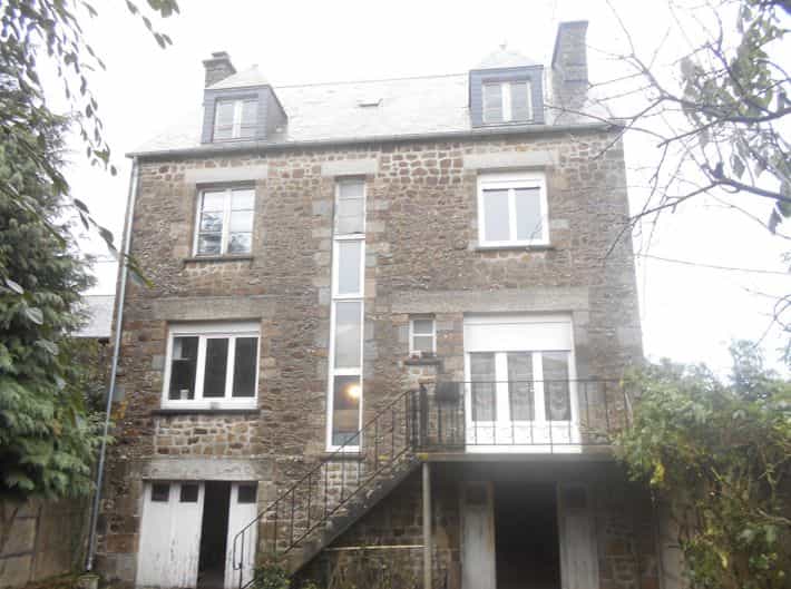 House in Sainte-Marie-du-Bois, Normandie 12359945