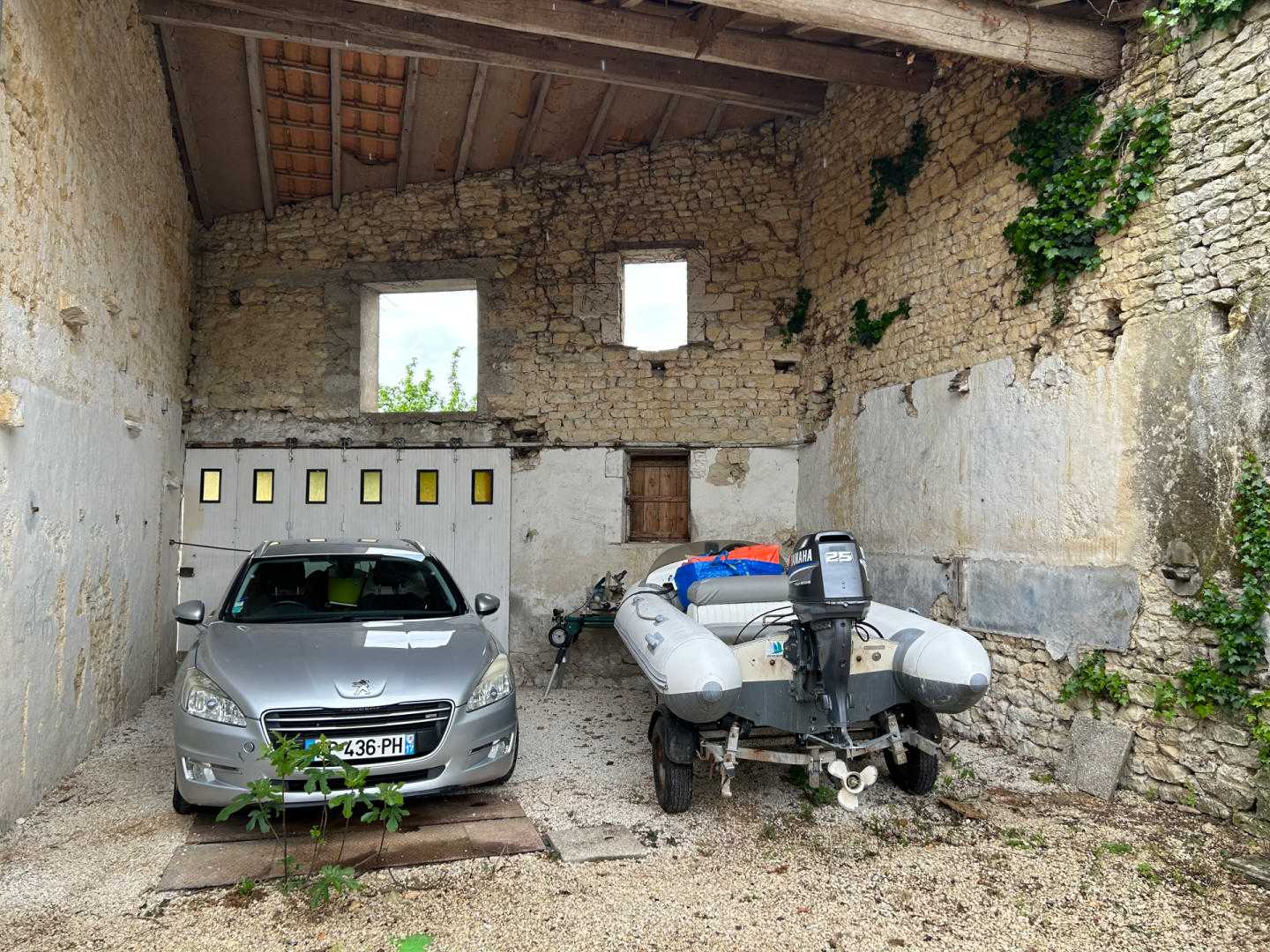 Hus i La Brousse, Nouvelle-Aquitaine 12359957