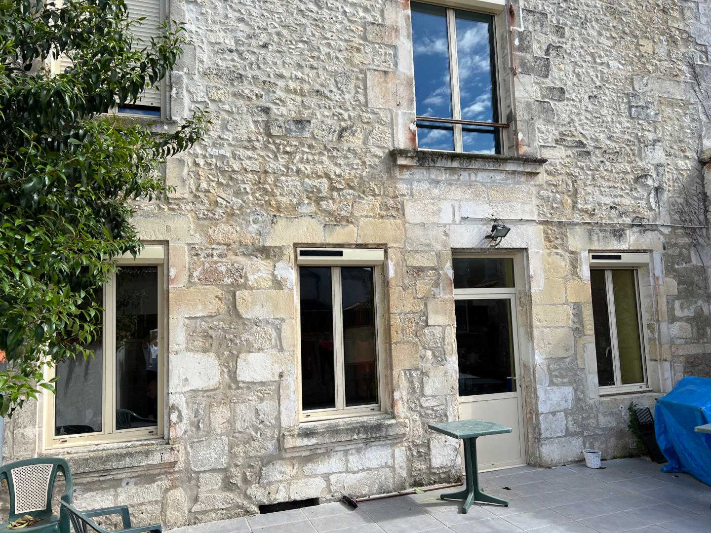 Huis in Saint-Jean-d'Angely, Nouvelle-Aquitanië 12359958