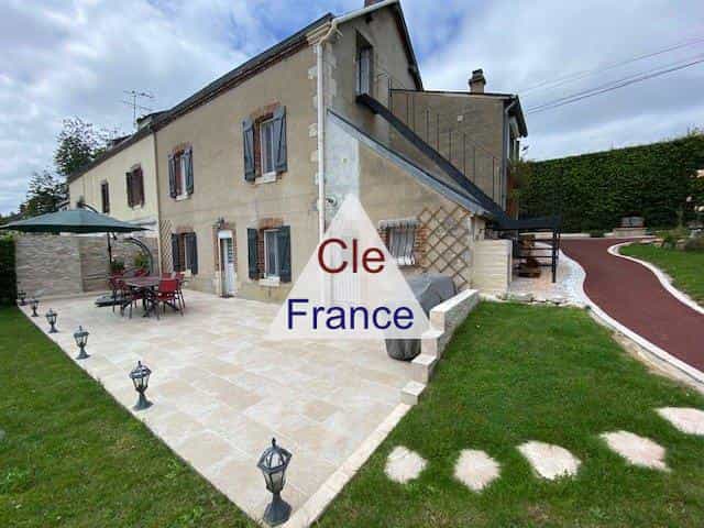 Rumah di Breteau, Pusat-Val de Loire 12360017