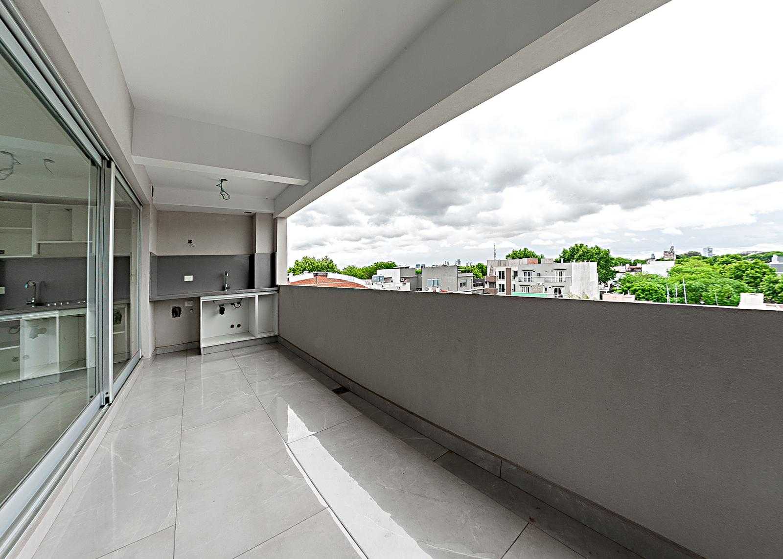Condominium in Villa Maipu, Buenos Aires 12360175