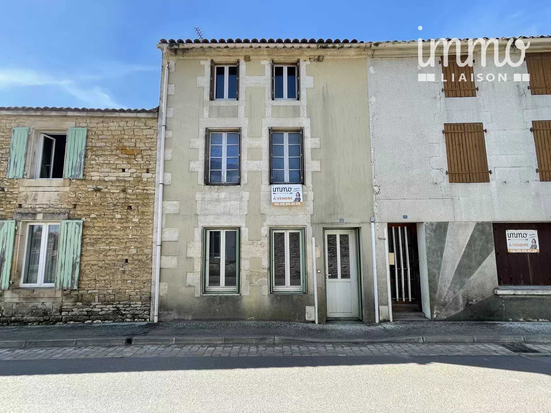 住宅 在 La Ronde, Charente-Maritime 12361587