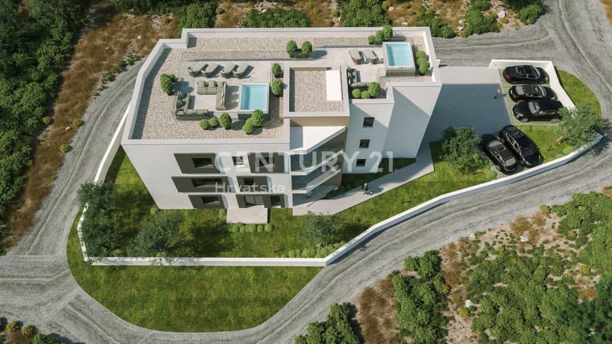 Condominium in Šibenik, Šibenik-Knin County 12361627