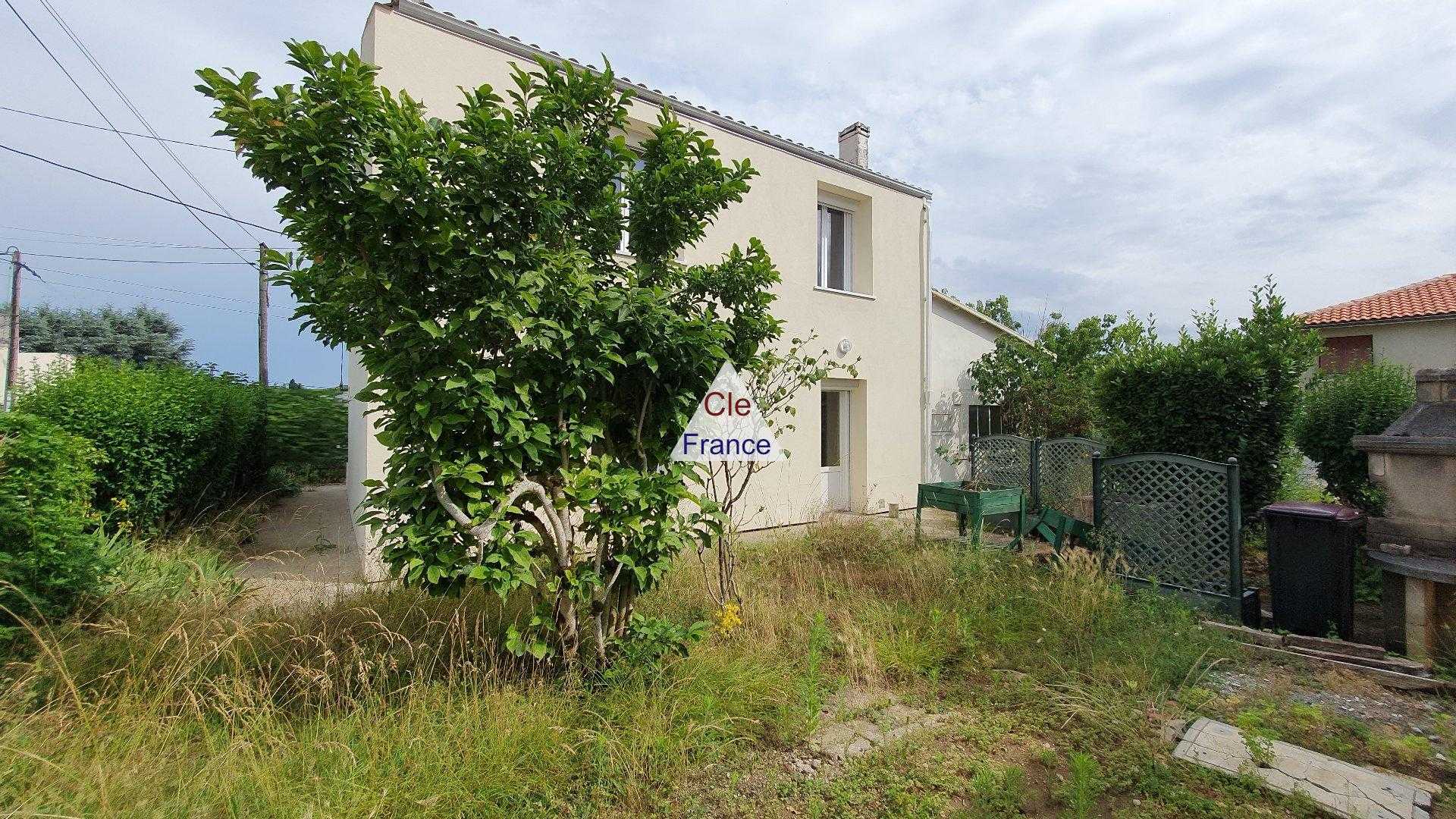 Huis in L'Isle-d'Espagnac, Nouvelle-Aquitanië 12363013