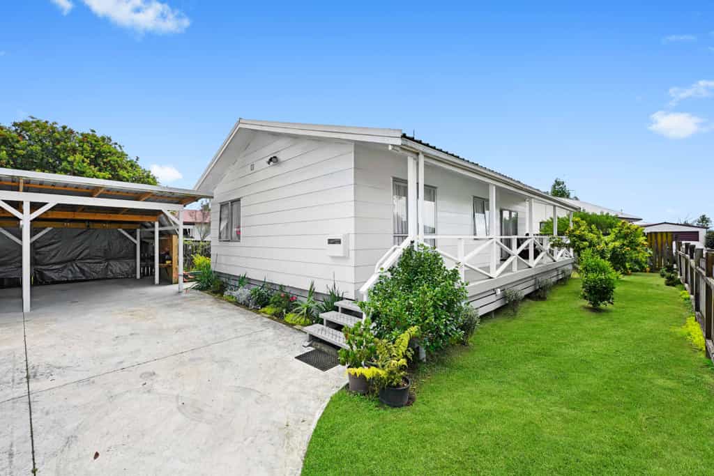 Condominium in Hamilton, Waikato 12363075