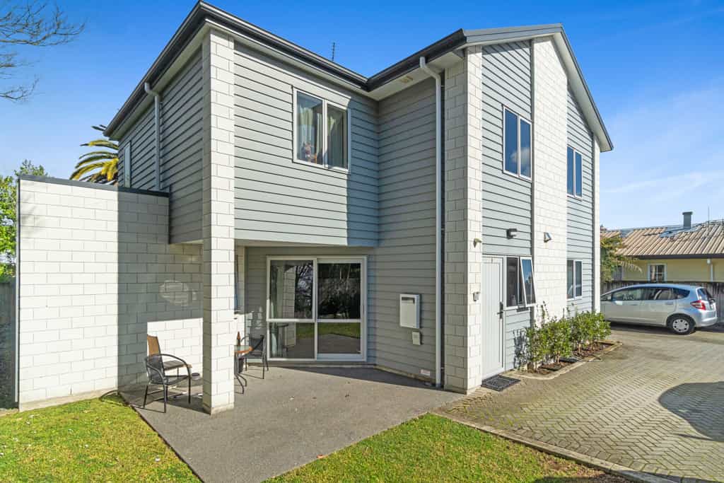 Condominium in Hamilton, Waikato 12363084