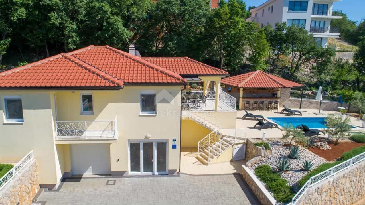 Rumah di Omisalj, Primorsko-Goranska Zupanija 12364385