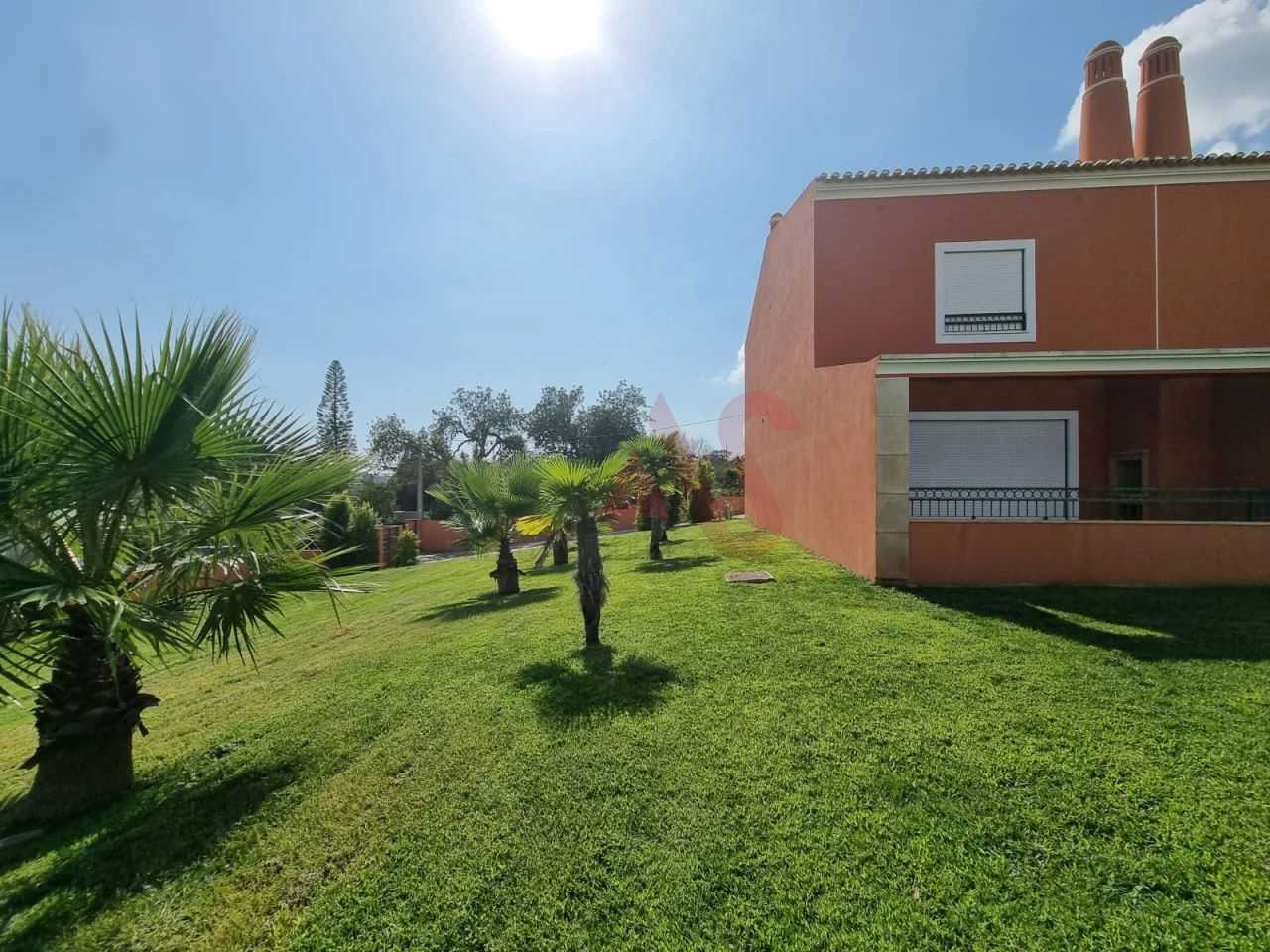 House in , Faro District 12365796