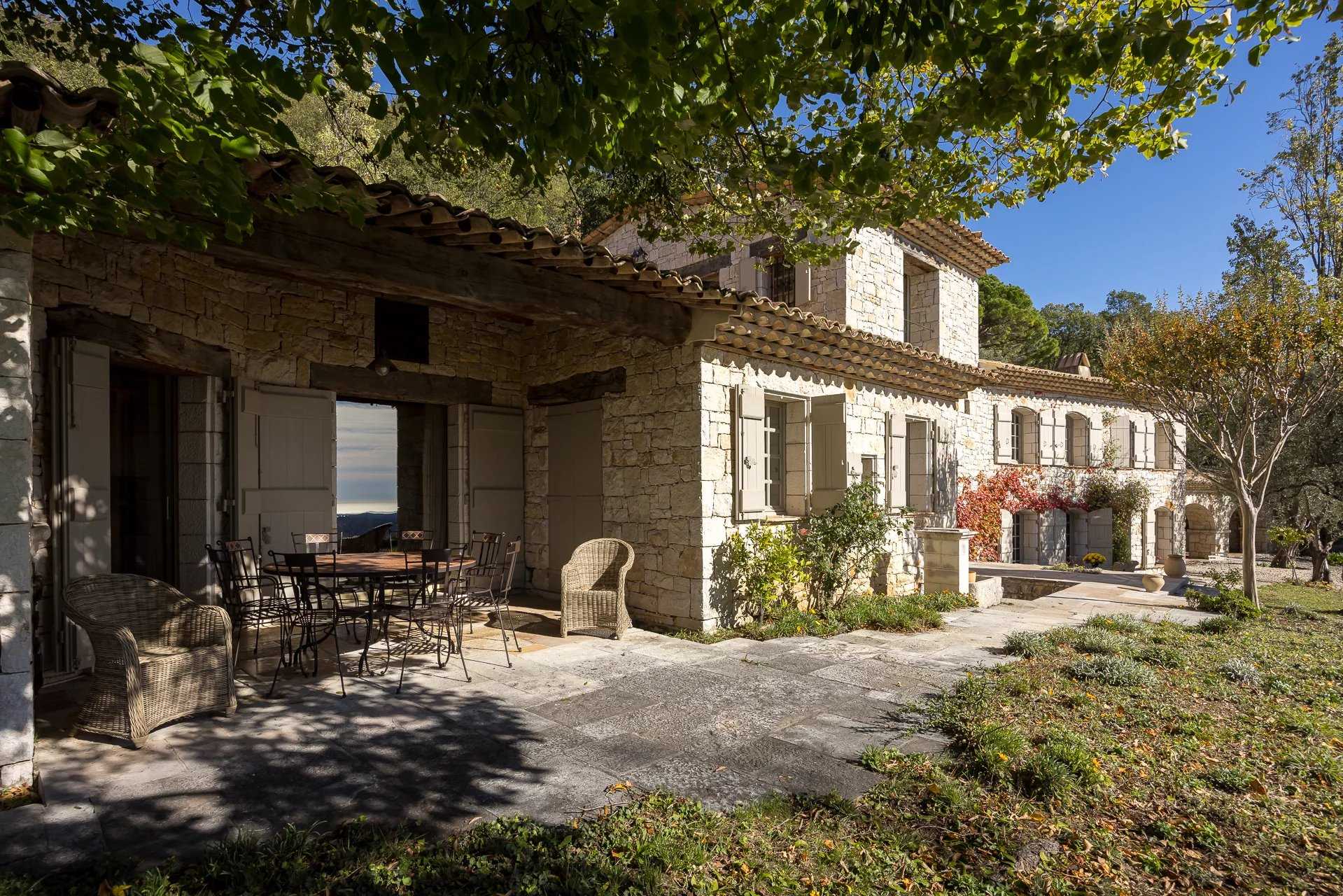 Hus i Châteauneuf-Grasse, Provence-Alpes-Côte d'Azur 12365887