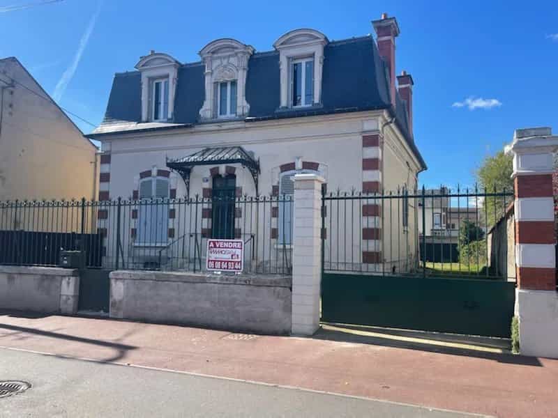 Huis in Montargis, Centrum-Val de Loire 12366553