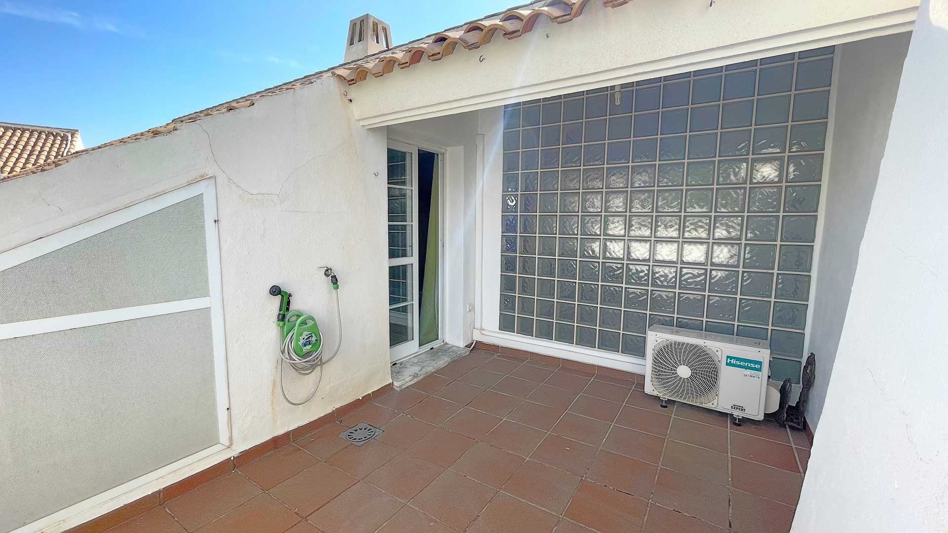 Useita taloja sisään Marbella, Andalucía 12366989