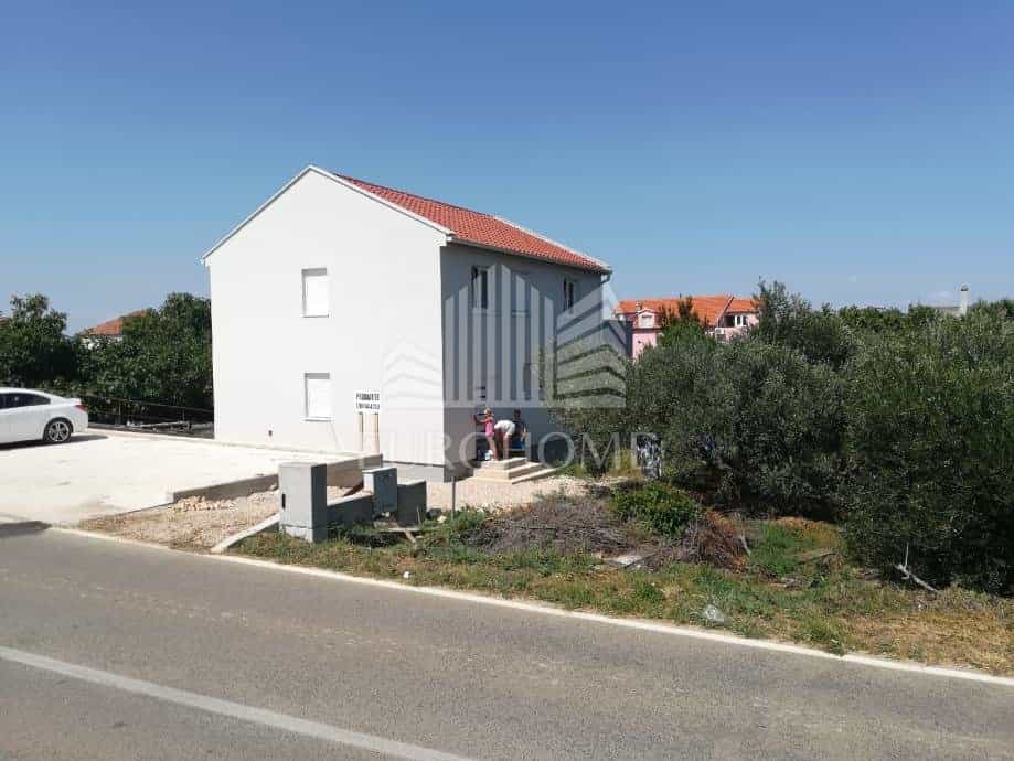 House in Tkon, Zadarska županija 12367593