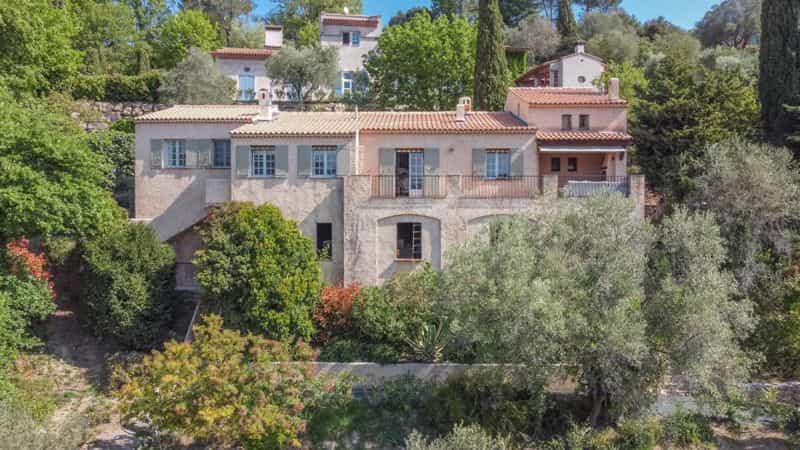 casa no Bagnols-en-Forêt, Provença-Alpes-Costa Azul 12368104