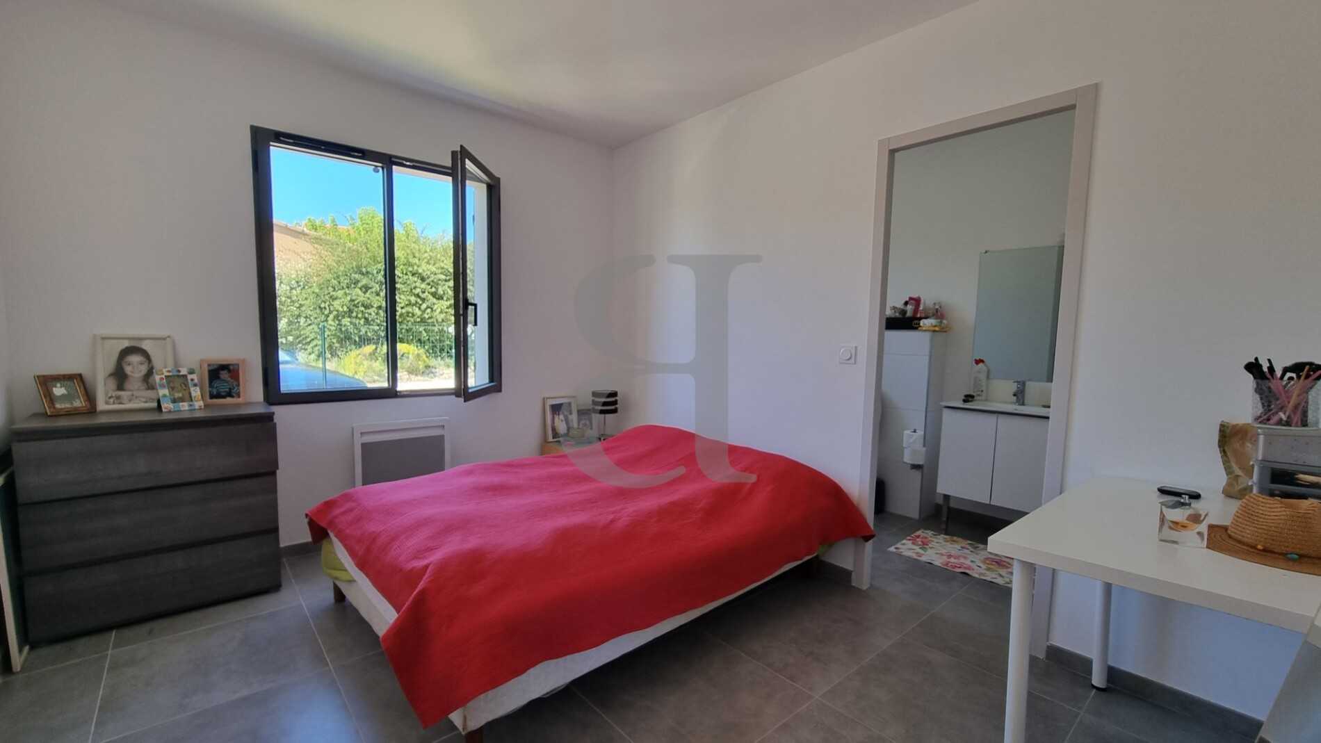 casa en Mazan, Provence-Alpes-Côte d'Azur 12368125