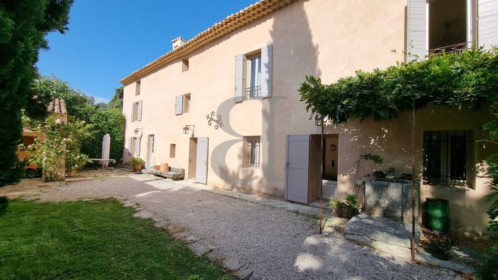 Hus i Mazan, Provence-Alpes-Cote d'Azur 12368140