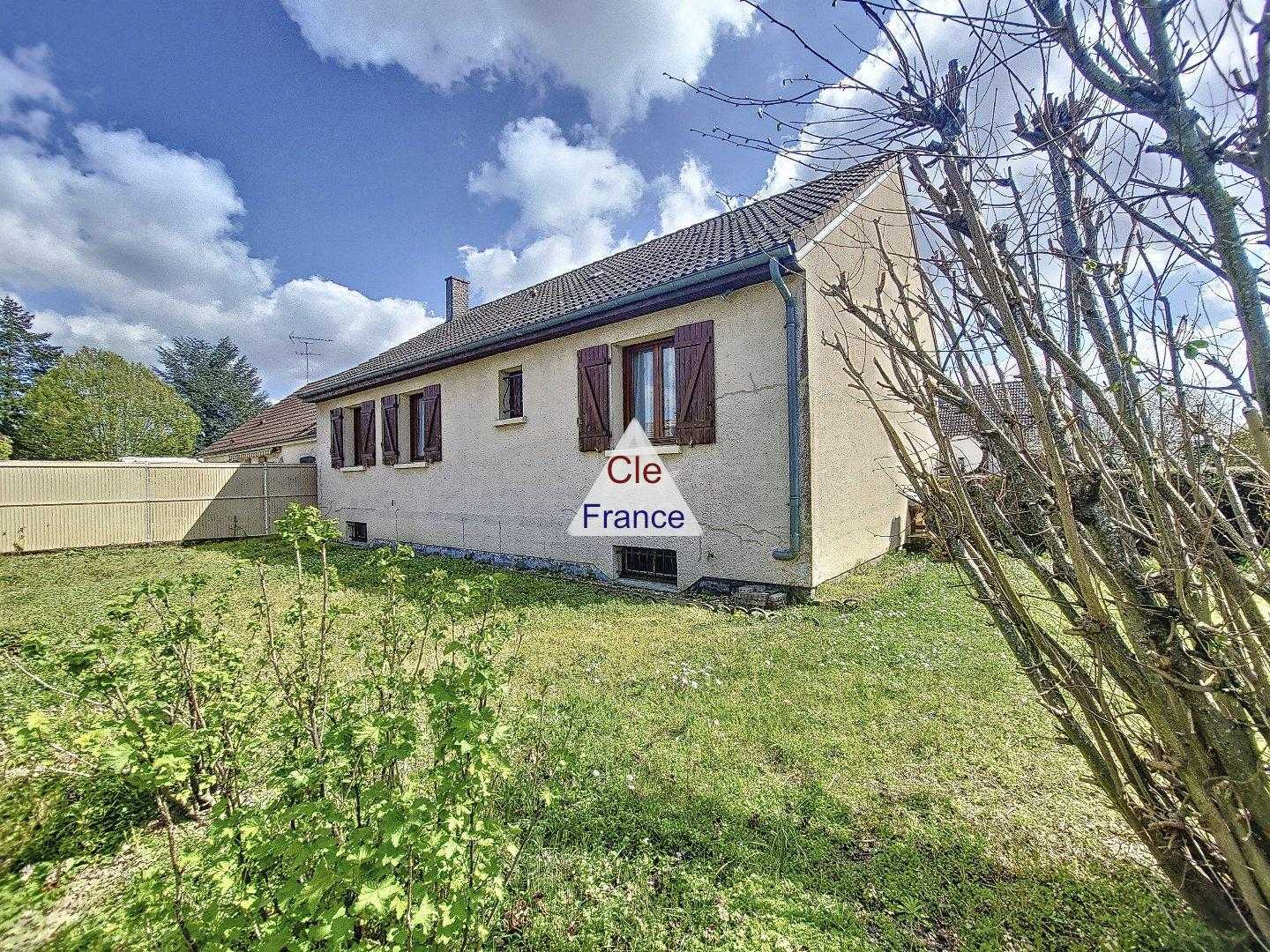 Будинок в Pannes, Centre-Val de Loire 12368651