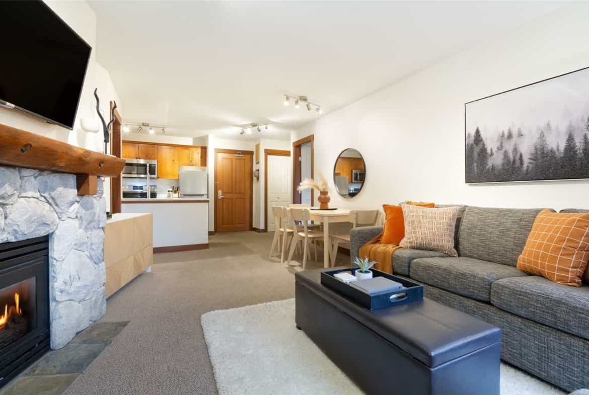 公寓 在 Whistler, 不列颠哥伦比亚省 12368839
