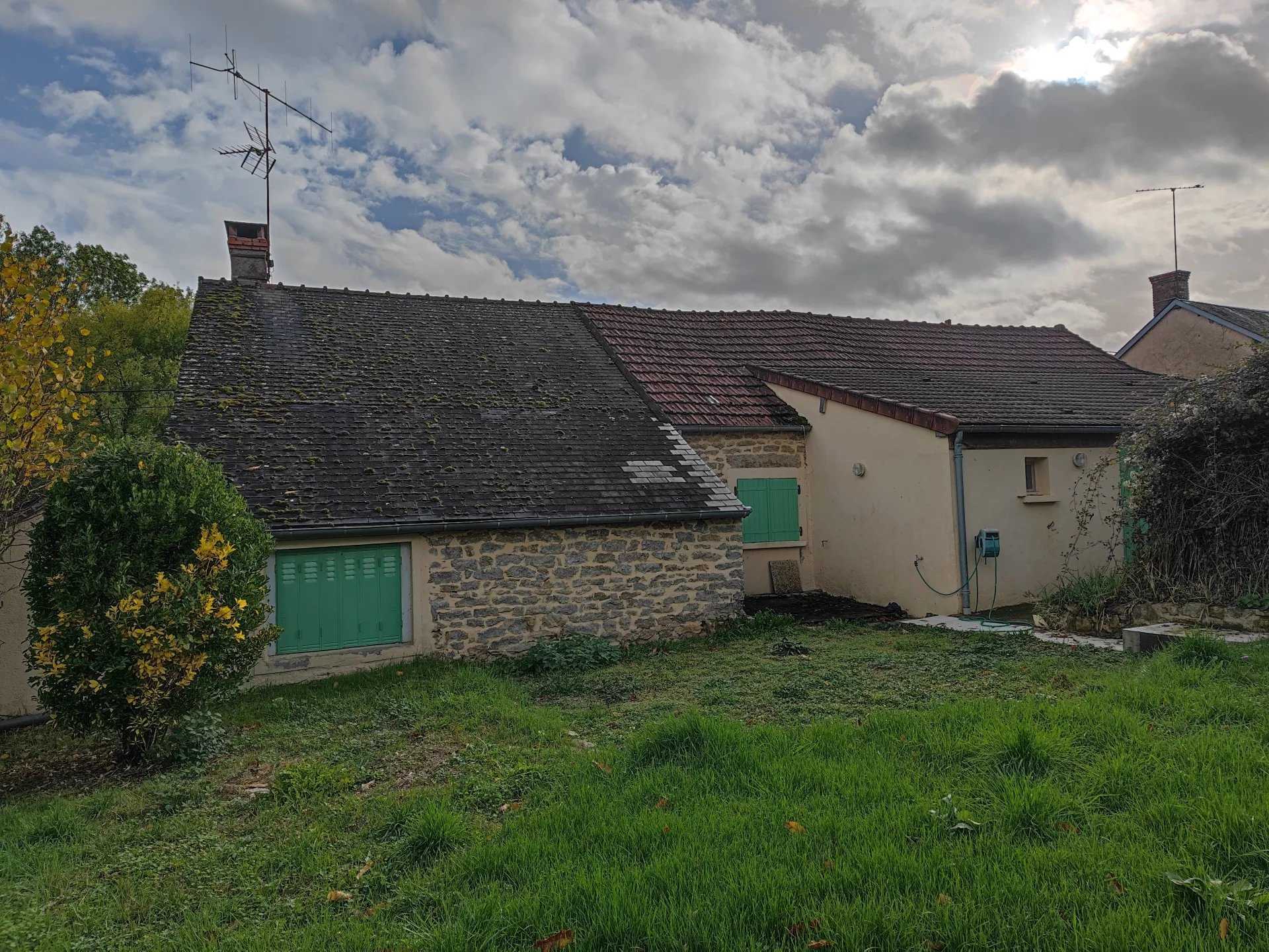 Rumah di jalang, Bourgogne-Franche-Comte 12369116