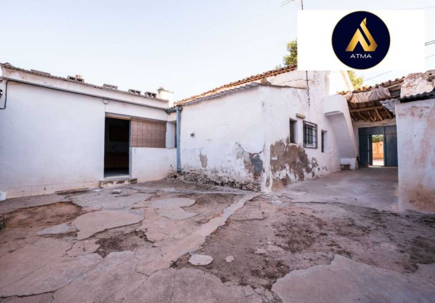 rumah dalam La Gineta, Castilla-La Mancha 12369688